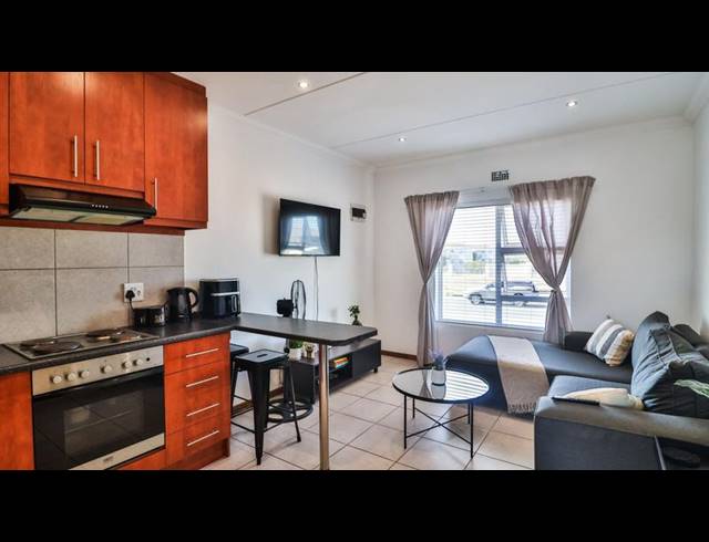 2 BEDROOM APARTMENT FOR SALE IN HAGLEY